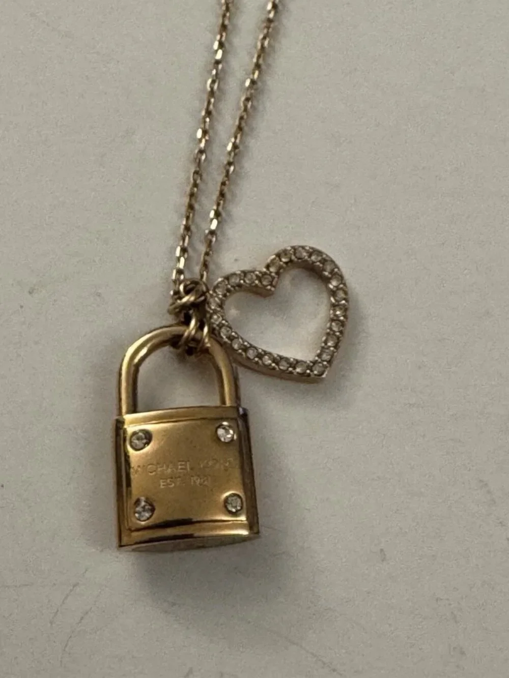 New Michael Kors MKJX7398710 Padlock Pave Crystal Heart Pendant Necklace CS14